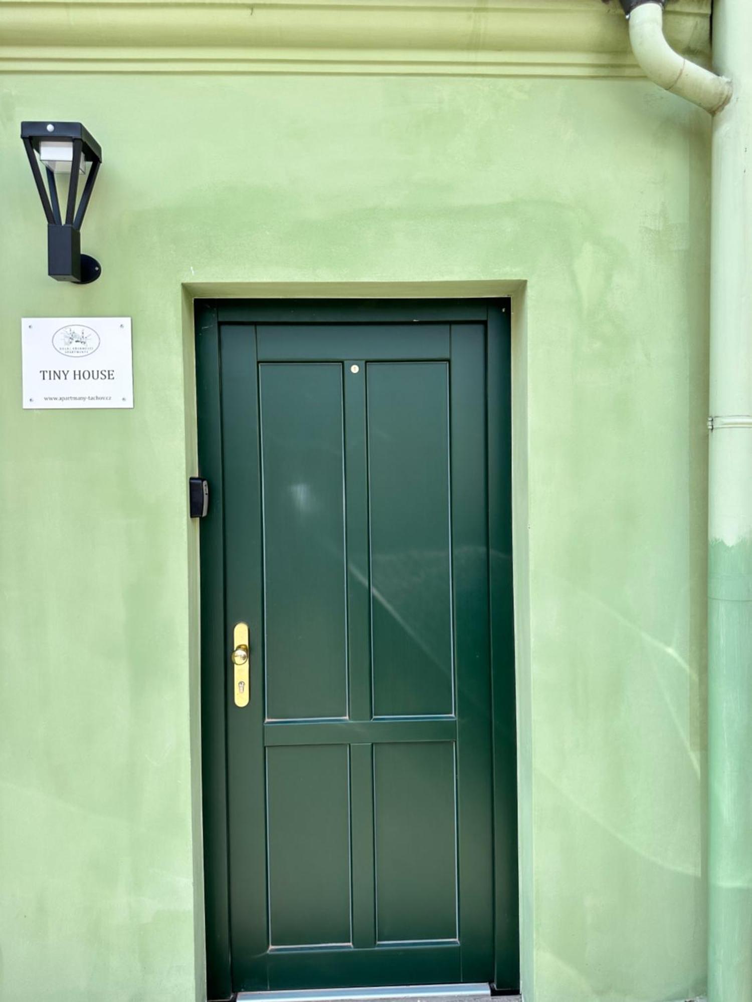 Apartmany Tachov - Tiny House Exterior foto